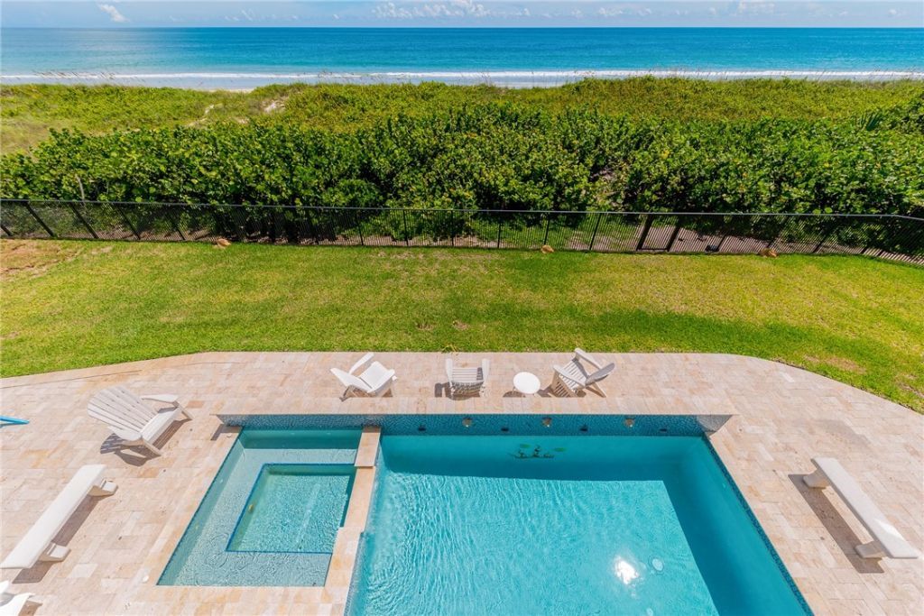 4600 N Highway A1a, Hutchinson Island, FL 34949 Photo
