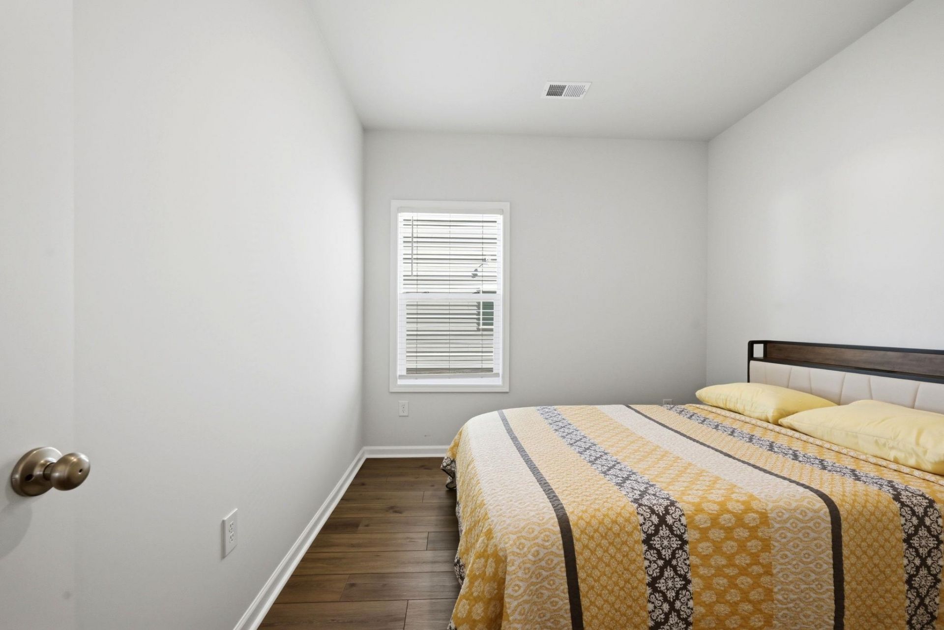 427 Mcgarry Dr.  Photo 17