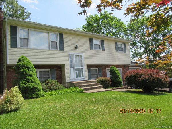 10 Liberty Court , Washingtonville, NY 10992