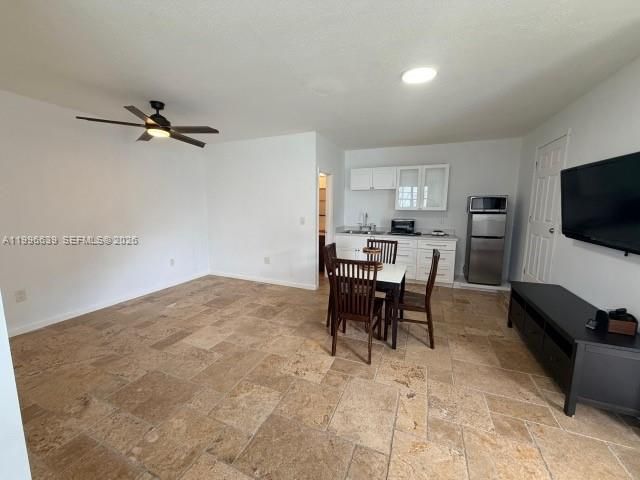 2220 SW 125th Ct , Unit eff, Miami, FL 33175 Photo
