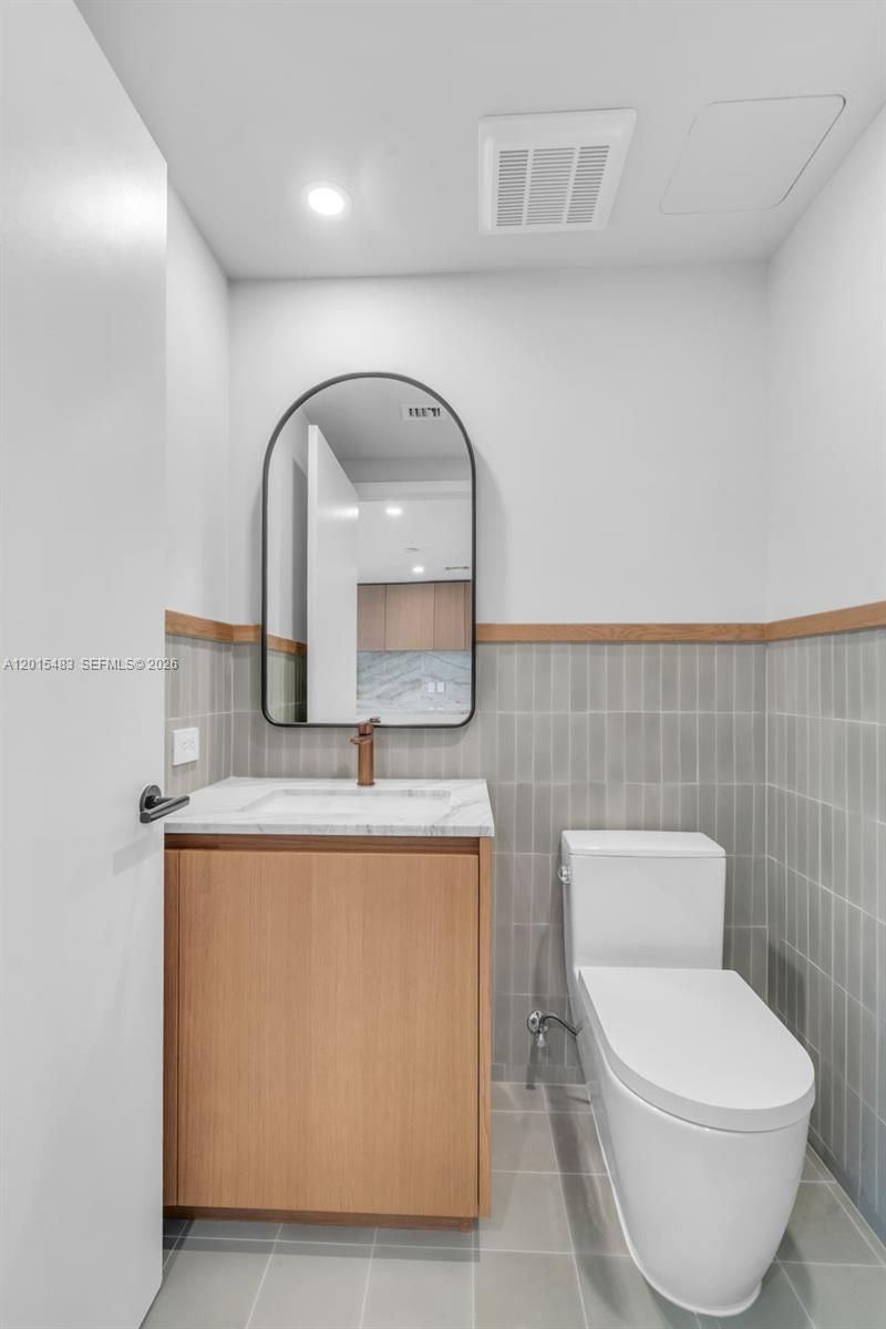 1176 97th Street , Unit 507, Bay Harbor Islands, FL 33154 Photo