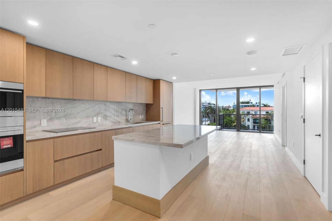 1176 97th Street , Unit 507, Bay Harbor Islands, FL 33154 Photo