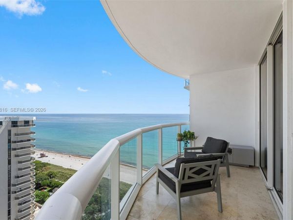 6365 Collins Ave , Unit 1909, Miami Beach, FL 33141