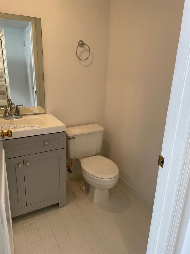 540 Brickell Key Dr , Unit 1600, Miami, FL 33131 Photo