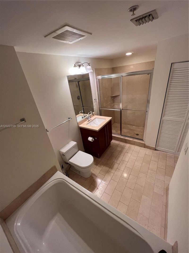 1111 SW 1st Ave , Unit 2118, Miami, FL 33130 Photo
