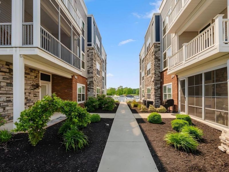 2610 Waterside Court Drive, Unit 532, Marblehead, OH 43440 Photo 3
