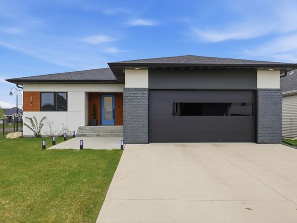 4802 Foxtail Lane S, Fargo, ND 58104