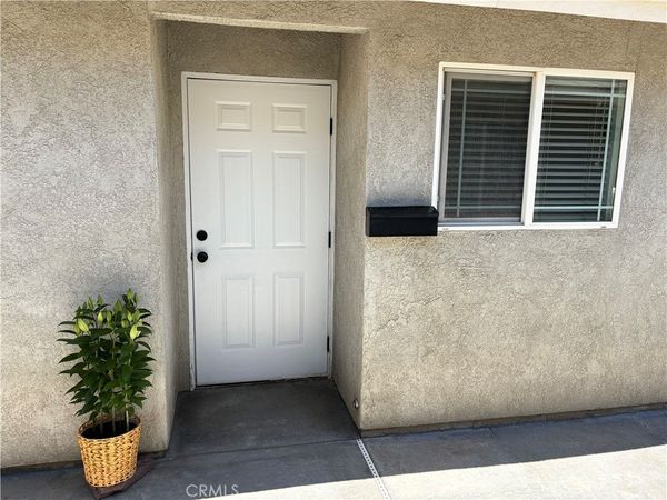 2484 W Calle Vista, Rialto, CA 92377