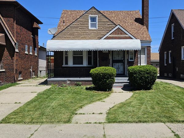 15237 Carlisle Street, Detroit, MI 48205
