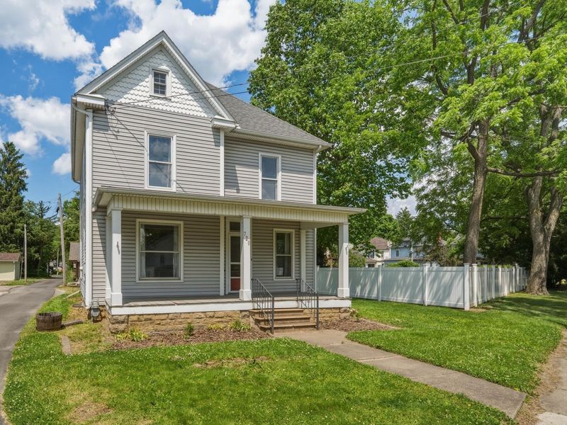 720 W Main Street, Newark, OH 43055 Photo 2