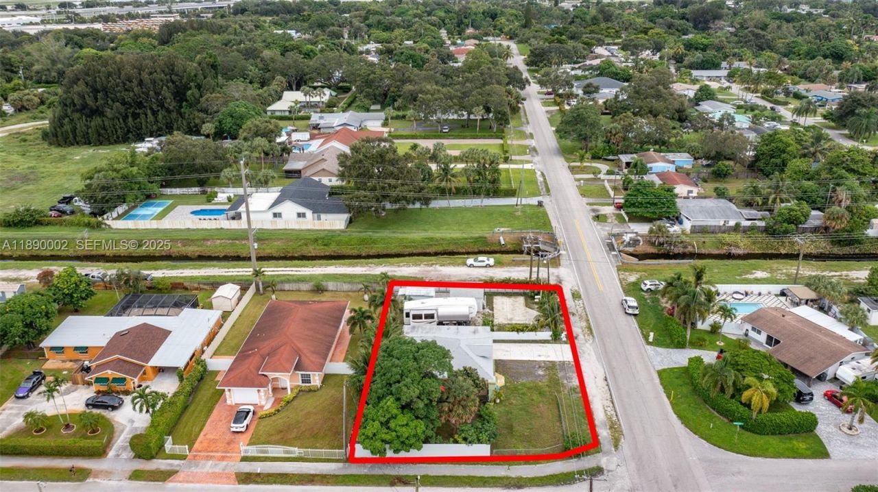 521 S Florida Mango Road, West Palm Beach, FL 33406 Photo