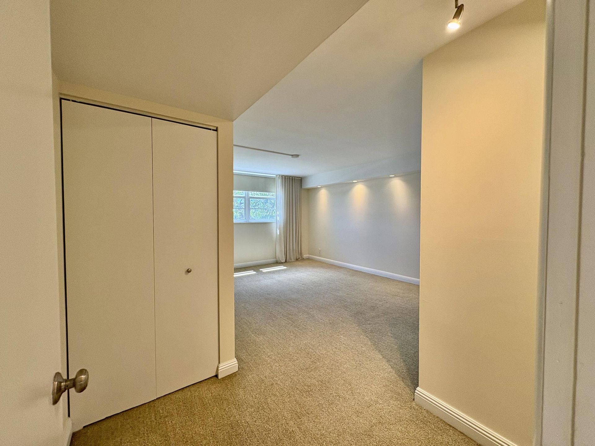 5700 NW 2nd Avenue, Unit 203, Boca Raton, FL 33487 Photo