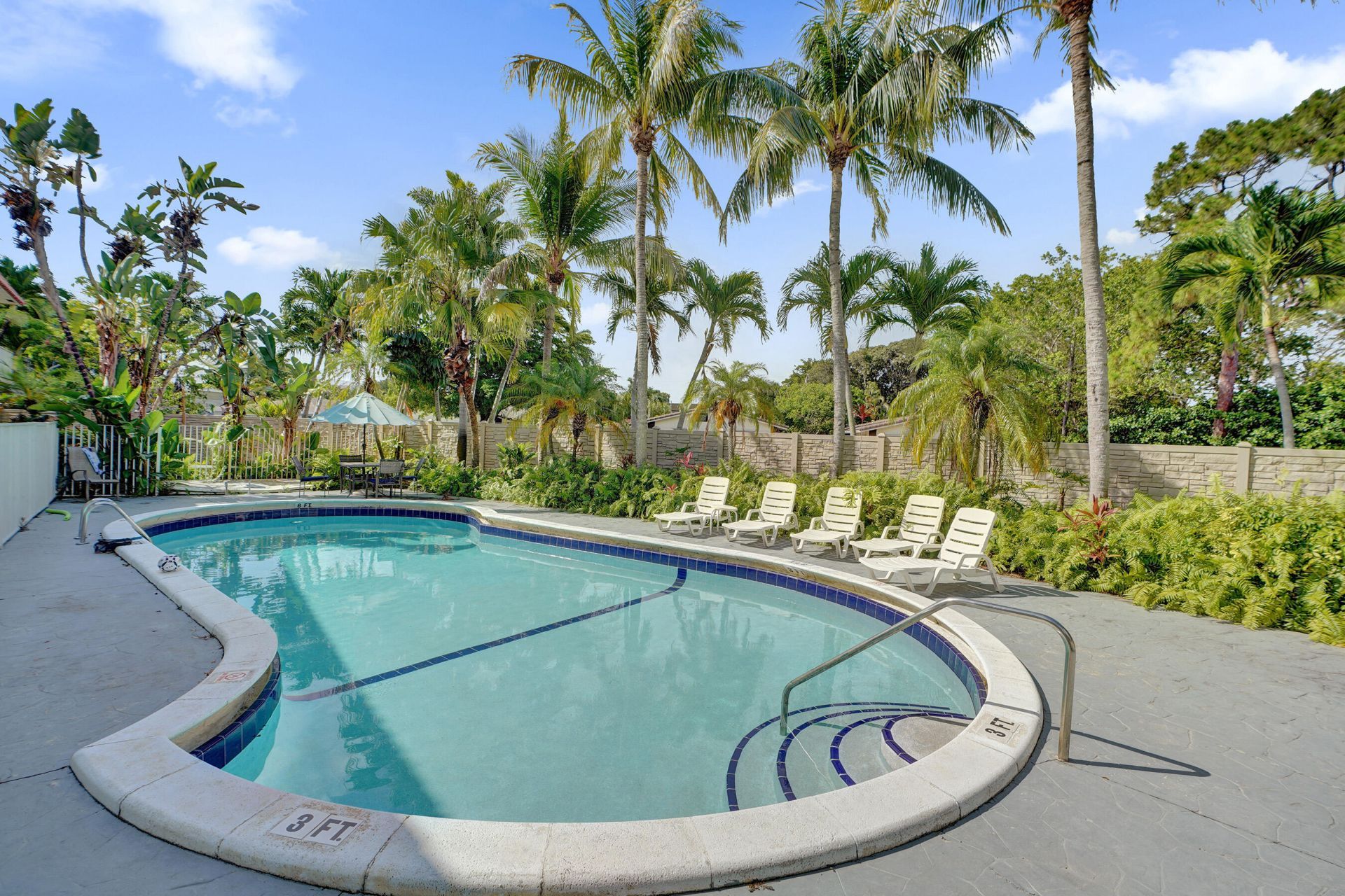 1125 NE 16th Place, Unit 209, Fort Lauderdale, FL 33305 Photo