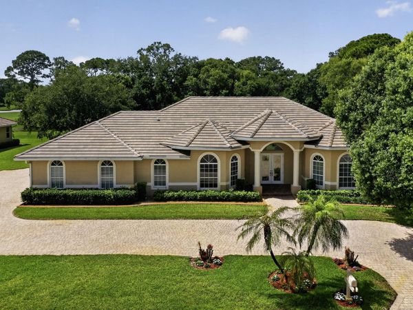 9523 Shadow Lane, Fort Pierce, FL 34951