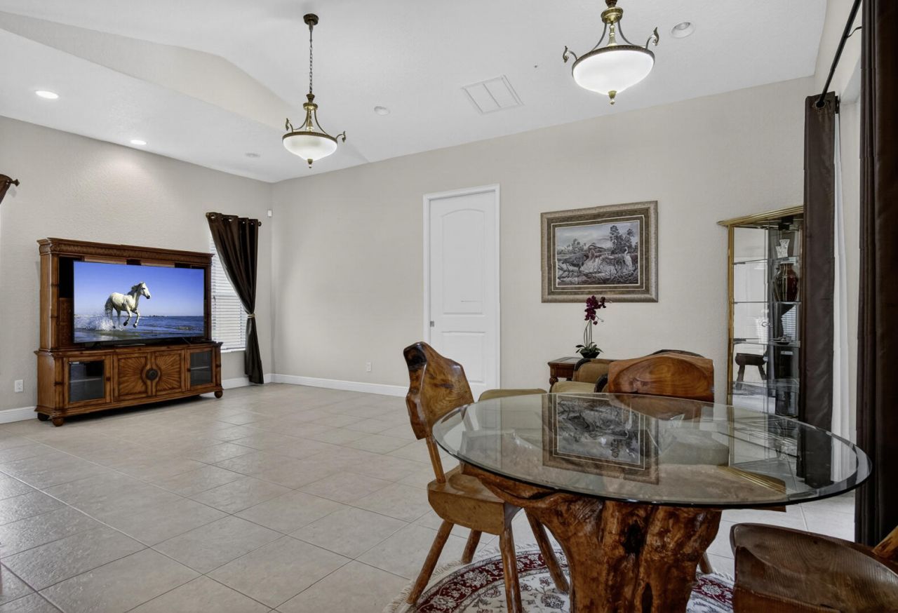 9523 Shadow Lane, Fort Pierce, FL 34951 Photo