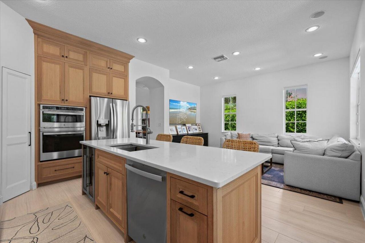 2104 Spring Court, Palm Beach Gardens, FL 33410 Photo