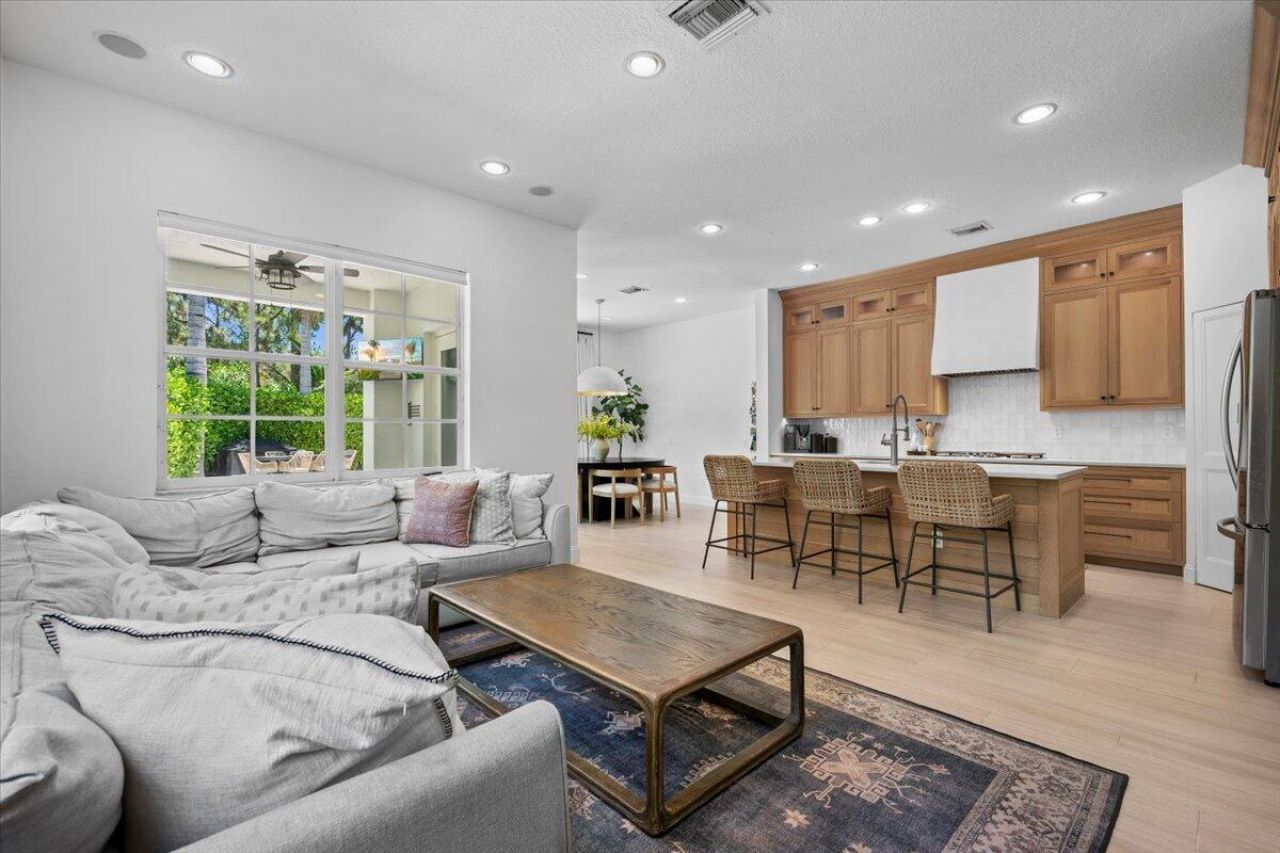 2104 Spring Court, Palm Beach Gardens, FL 33410 Photo