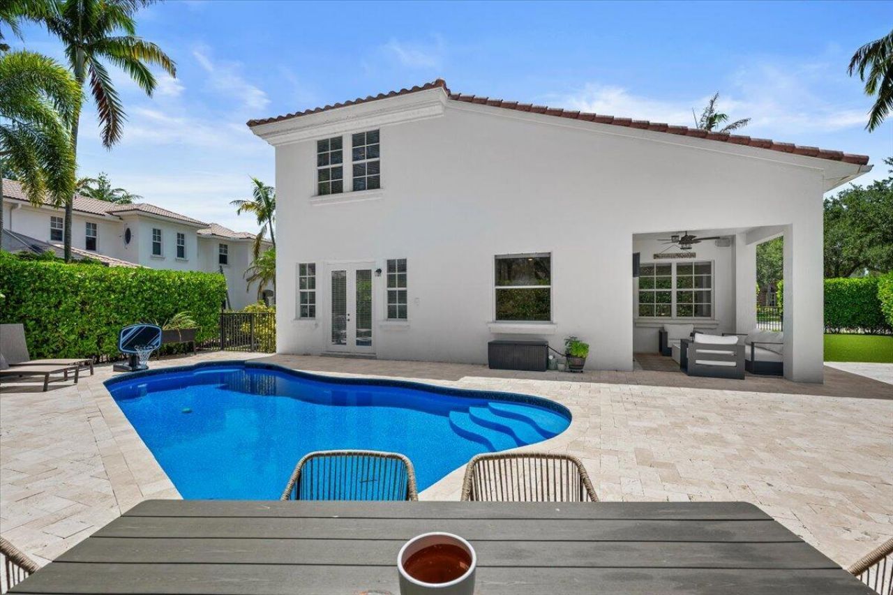 2104 Spring Court, Palm Beach Gardens, FL 33410 Photo