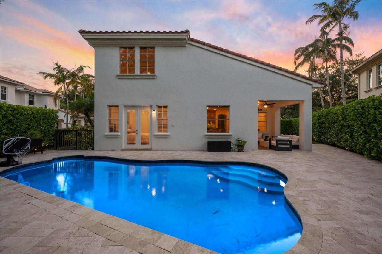 2104 Spring Court, Palm Beach Gardens, FL 33410 Photo