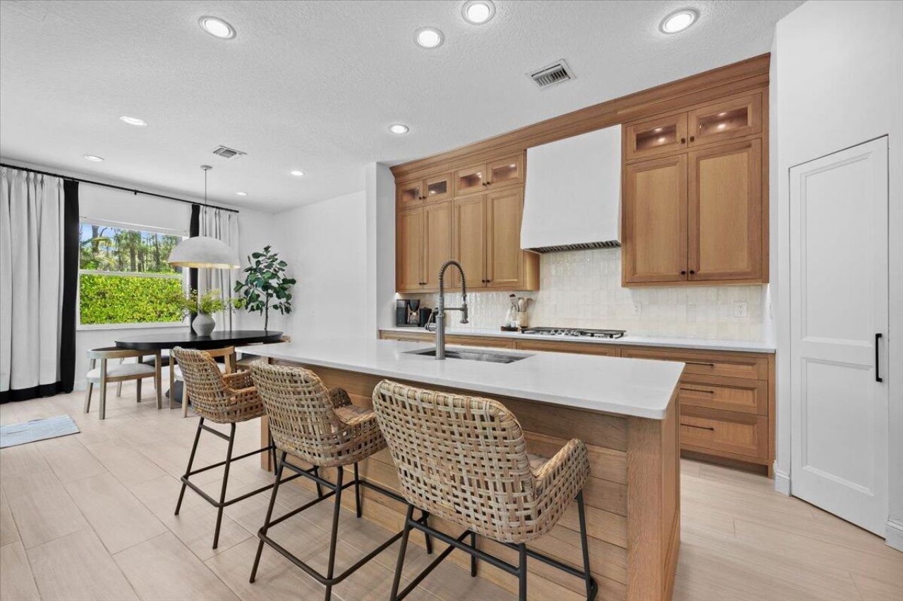 2104 Spring Court, Palm Beach Gardens, FL 33410 Photo