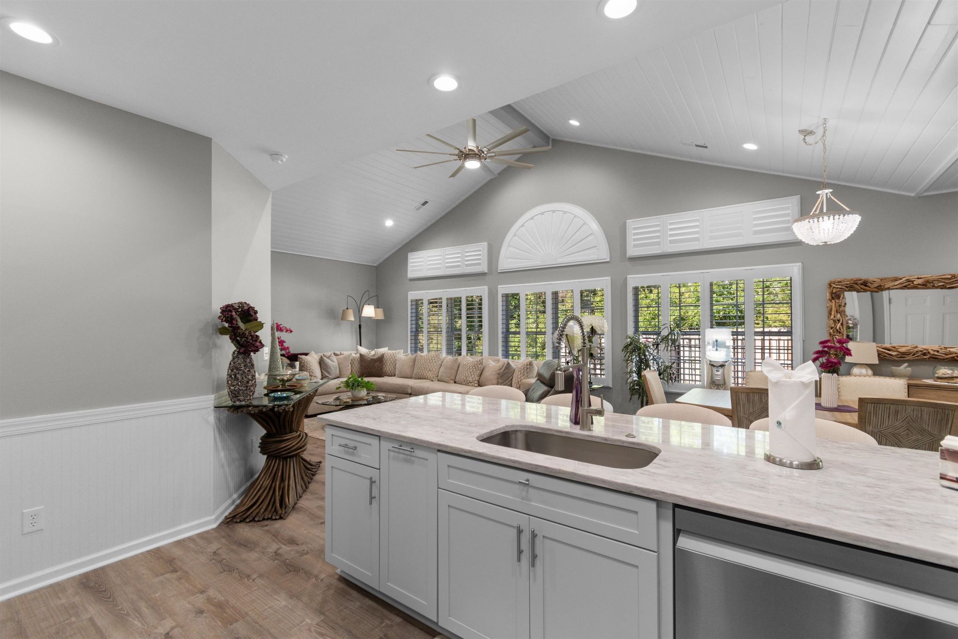 4246 River Gate Ln. Photo 4