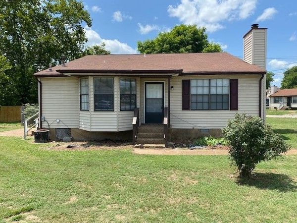 3321 Chesapeake Cir, Nashville, TN 37207