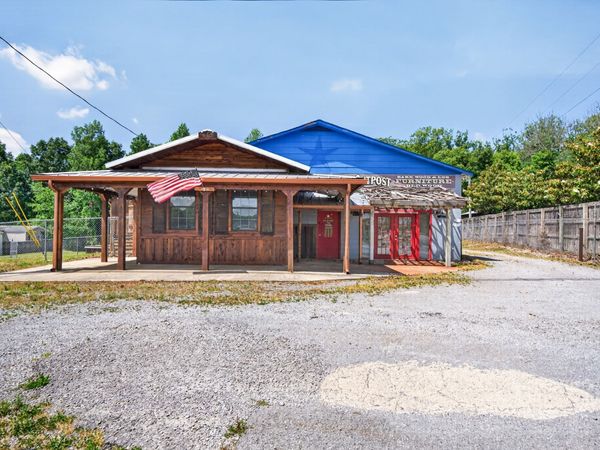 3239 Nashville Hwy , Smithville, TN 37166