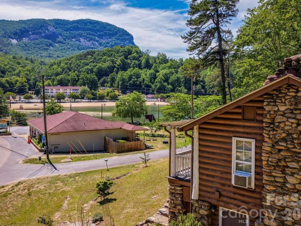 102 Jack London Road , Lake Lure, NC 28746