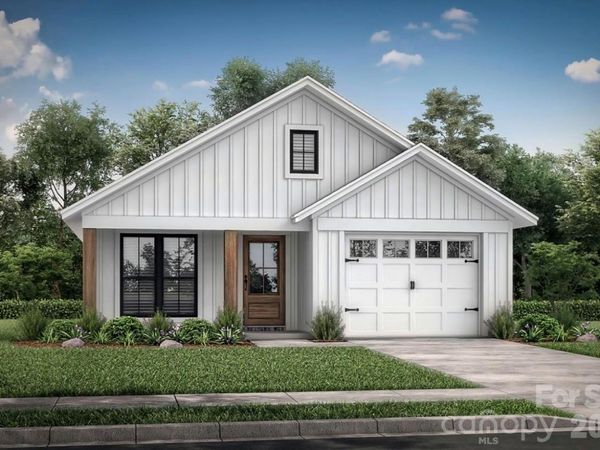 42 Peniel Road, Columbus, NC 28782