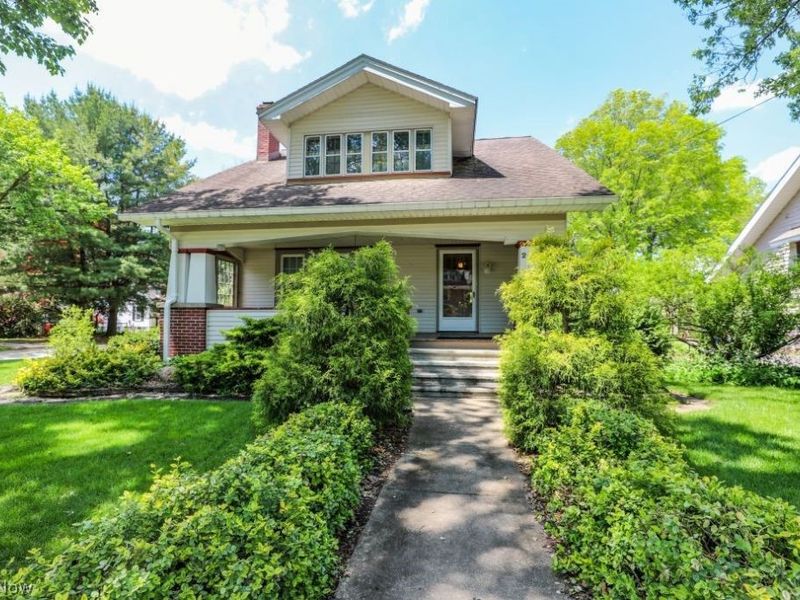 228 Lawrence Street , Ravenna, OH 44266 Photo 1