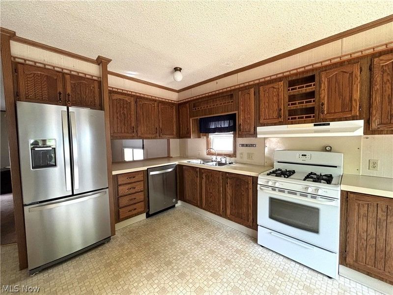 1229 Columbiana Lisbon Road, Unit 100, Columbiana, OH 44408 Photo 10