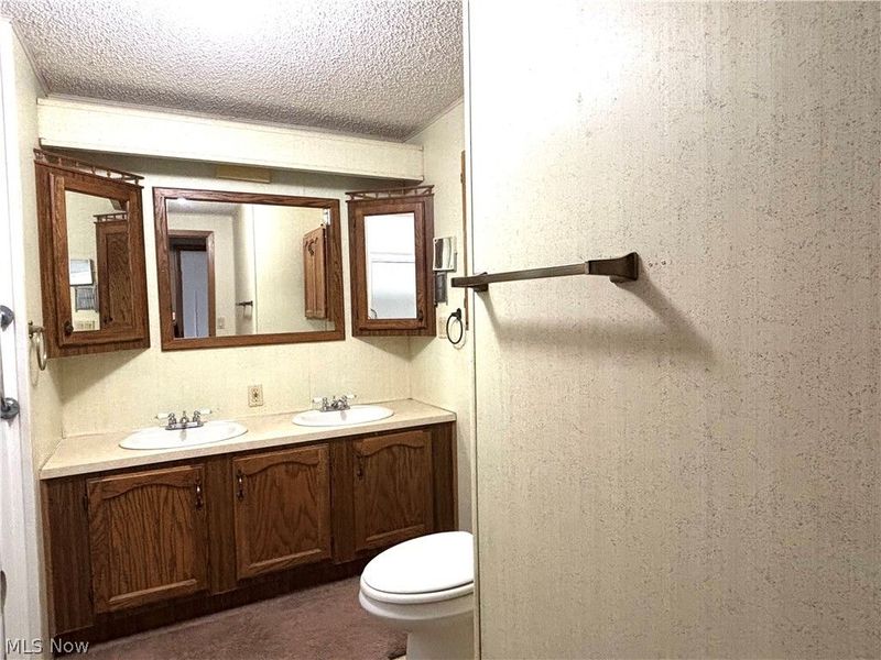 1229 Columbiana Lisbon Road, Unit 100, Columbiana, OH 44408 Photo 16