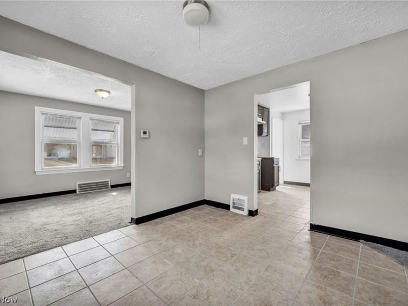 22601 Ivan Avenue, Euclid, OH 44123 Photo 11