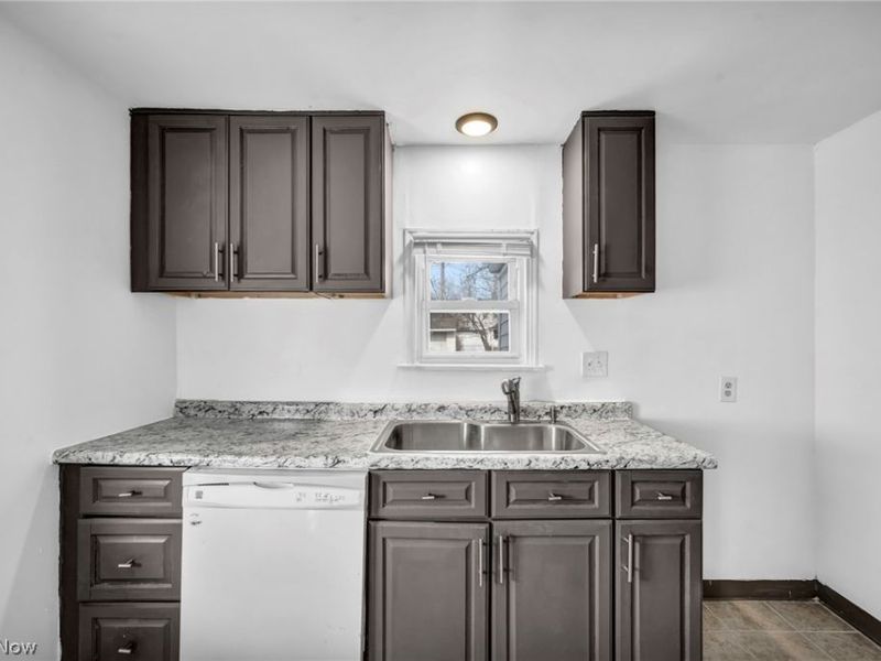 22601 Ivan Avenue, Euclid, OH 44123 Photo 16