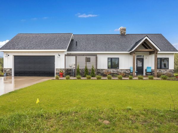 8573 Olivia Drive S, Maple City, MI 49664