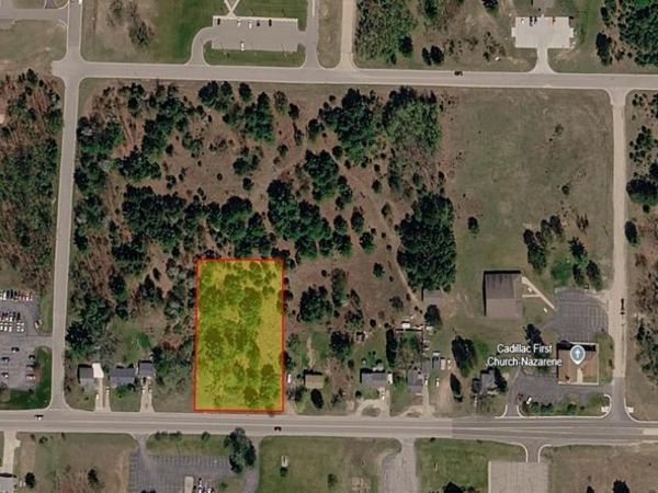 Division Street E, Cadillac, MI 49601