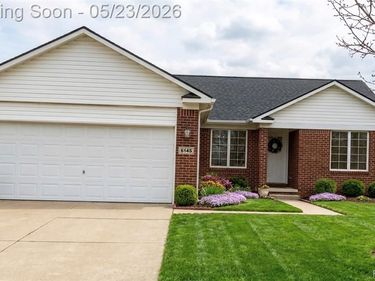 6145 Crystal Lake Drive, Romulus, MI 48174