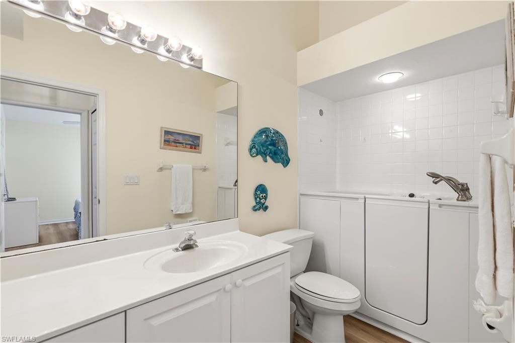 378 Melrose Pl, Unit 4, Naples, FL 34104 Photo