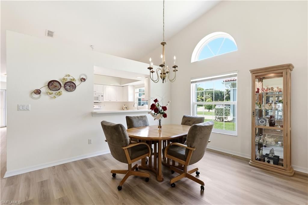 378 Melrose Pl, Unit 4, Naples, FL 34104 Photo