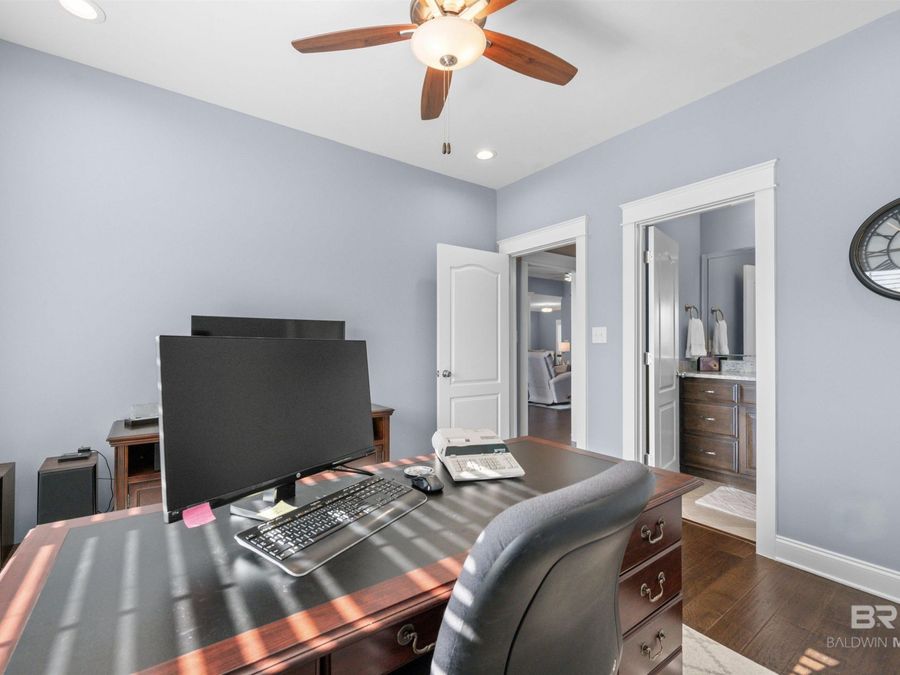Property Image 39