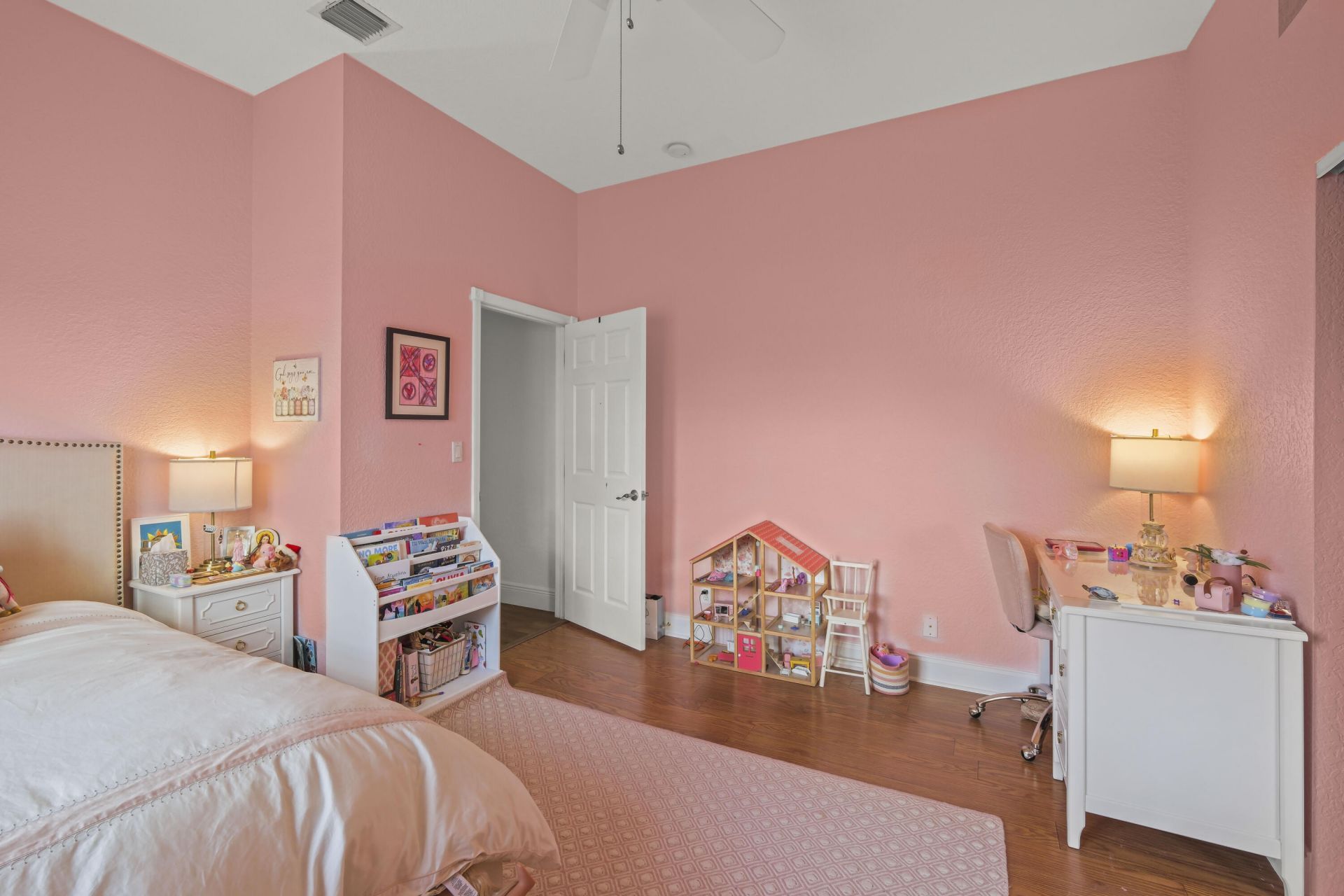 15705 Meadow Wood Drive, Wellington, FL 33414 Photo