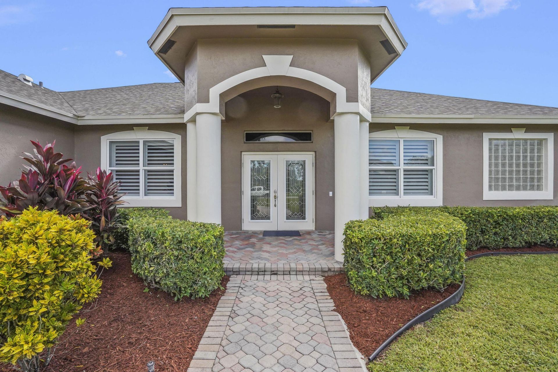 15705 Meadow Wood Drive, Wellington, FL 33414 Photo