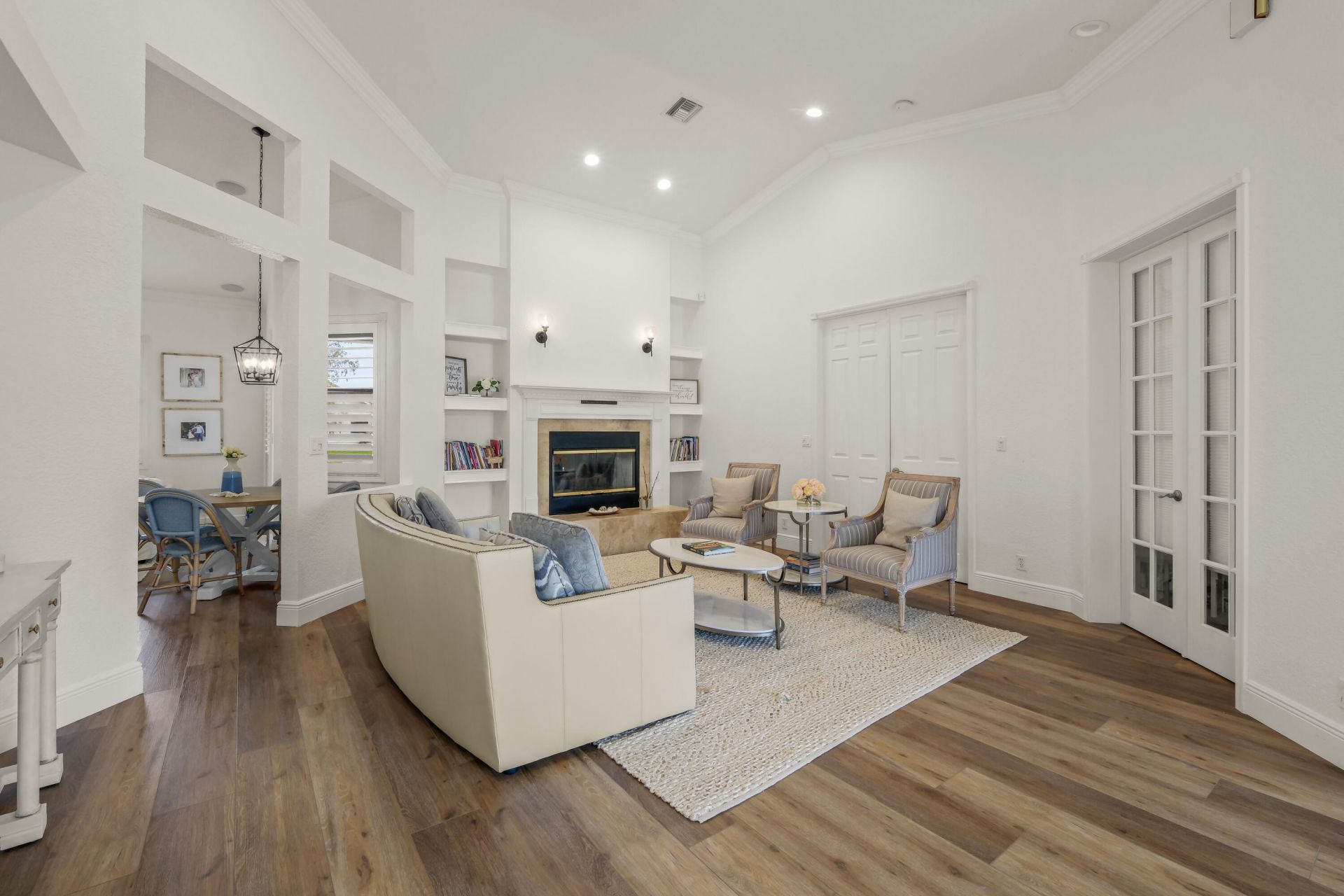 15705 Meadow Wood Drive, Wellington, FL 33414 Photo