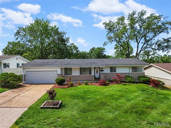 2280 Luxmore Drive , Unincorporated, MO 63136