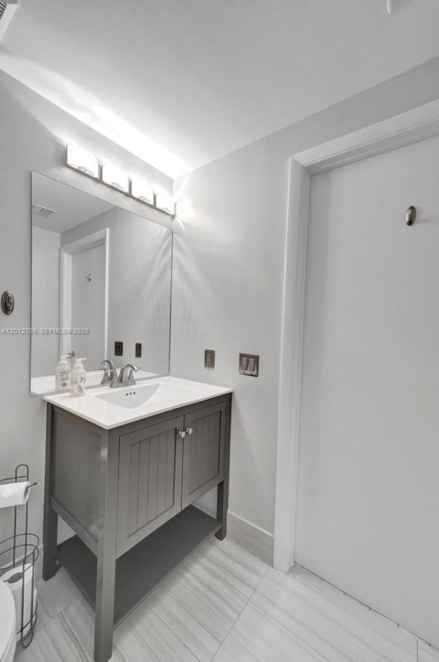 2475 Brickell Ave, Unit 804, Miami, FL 33129 Photo