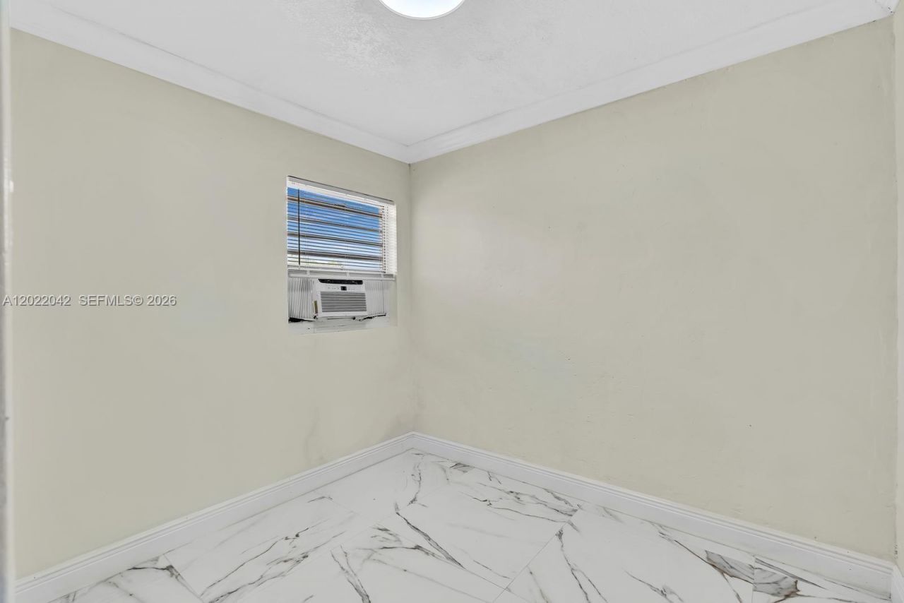 5685 Flagler St , Unit 2, Hollywood, FL 33023 Photo