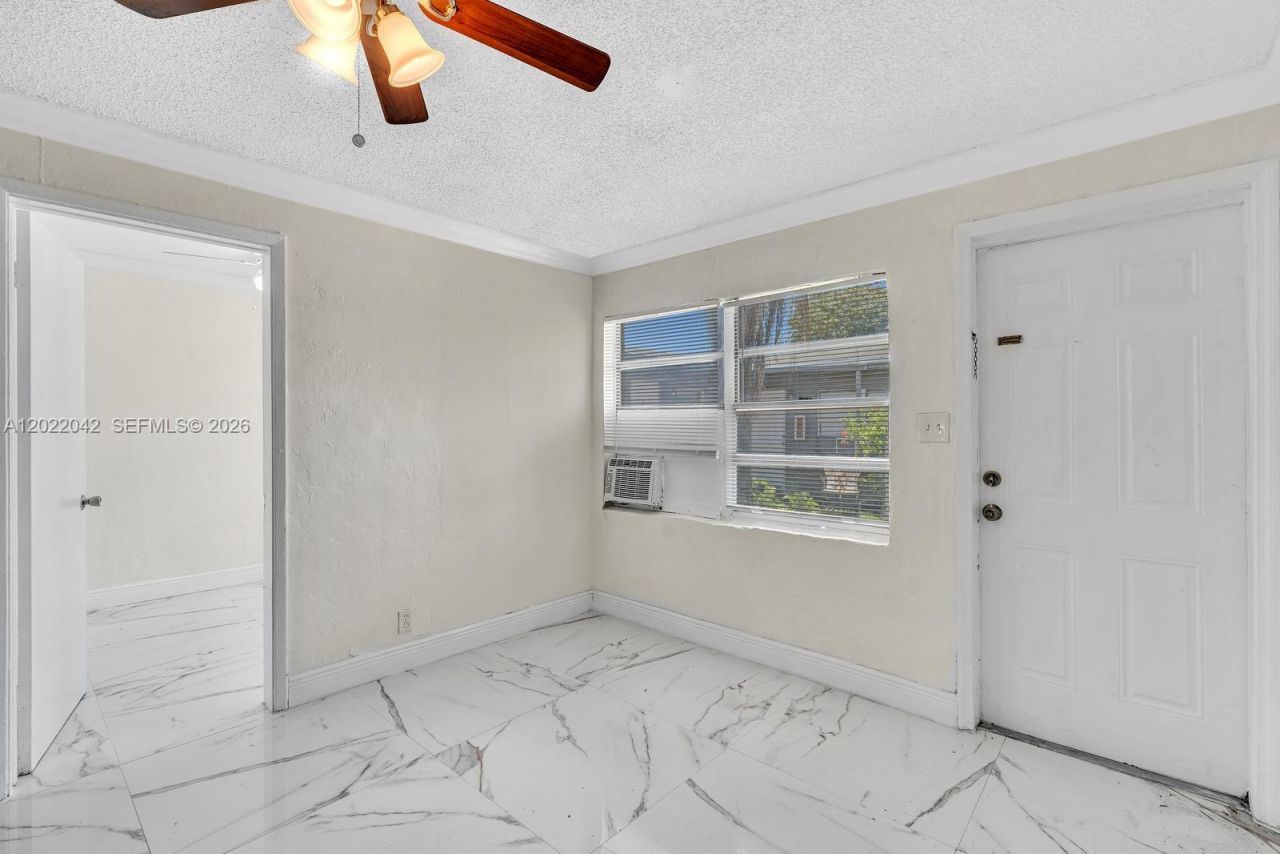 5685 Flagler St , Unit 2, Hollywood, FL 33023 Photo