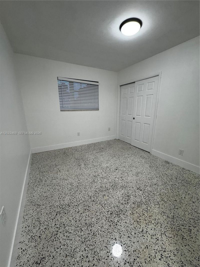 2725 SW 25th St, Unit 1, Miami, FL 33133 Photo