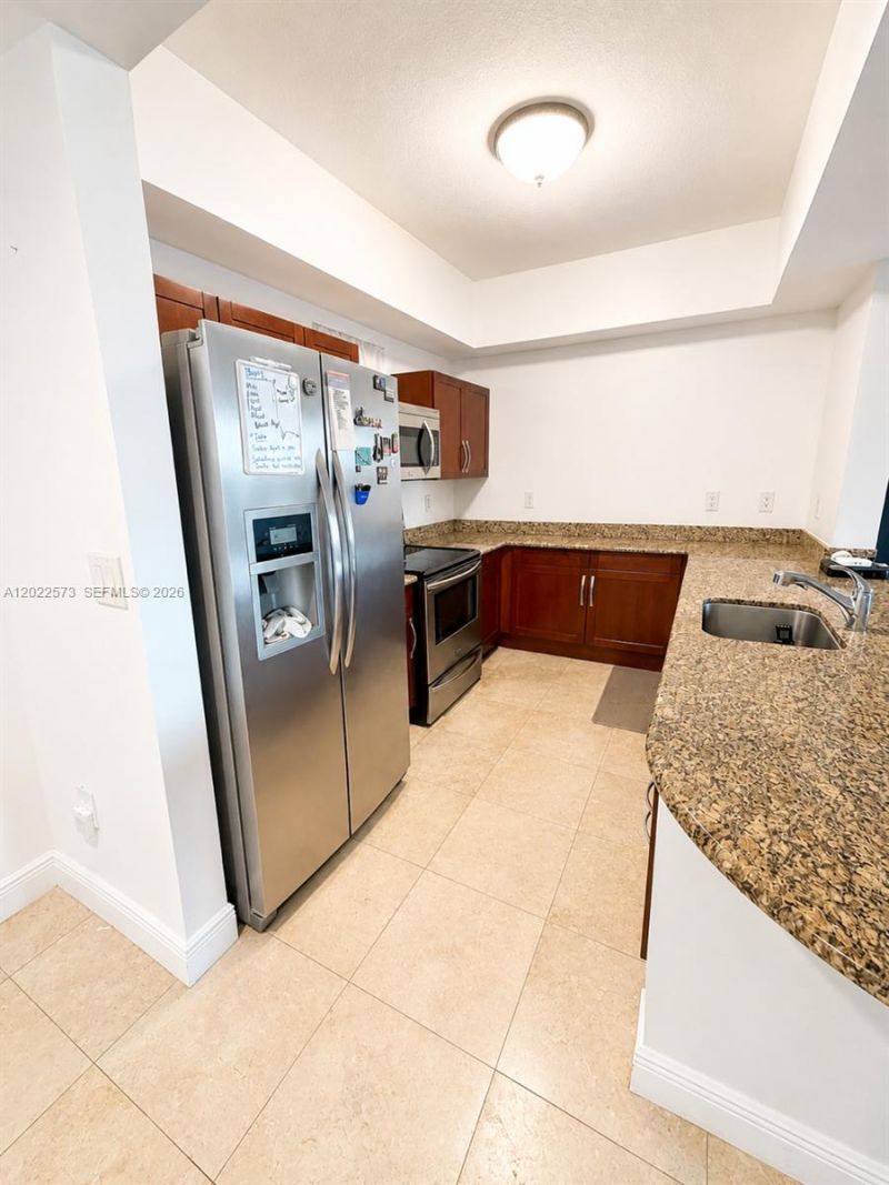 7266 SW 88th St, Unit A203, Miami, FL 33156 Photo