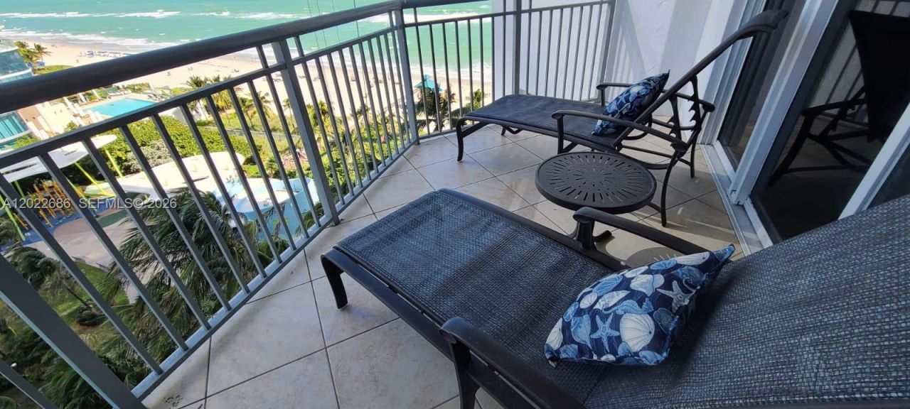 17375 Collins Ave, Unit 1007, Sunny Isles Beach, FL 33160 Photo